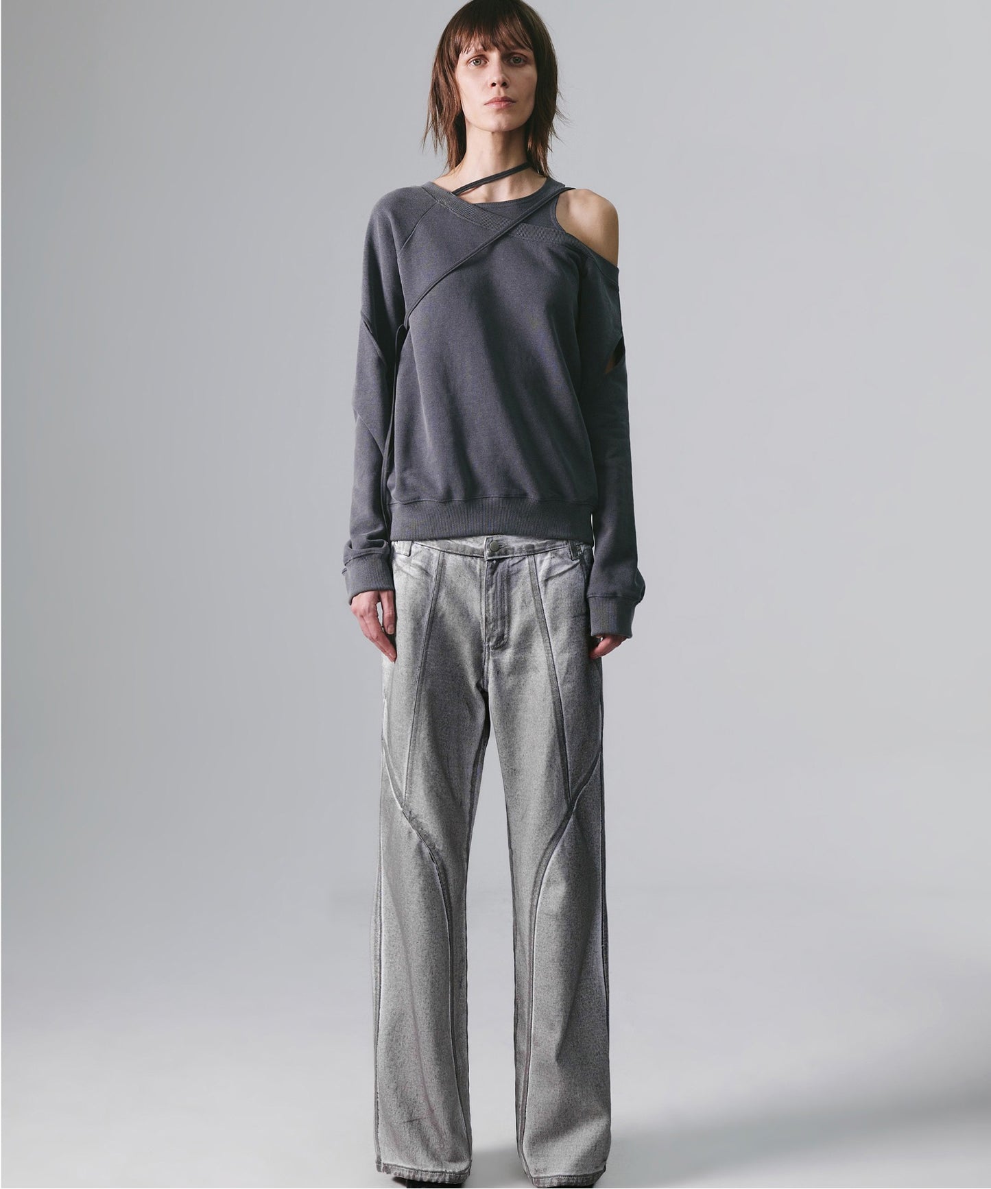 SLIT LAYERED SWEAT SHIRT
