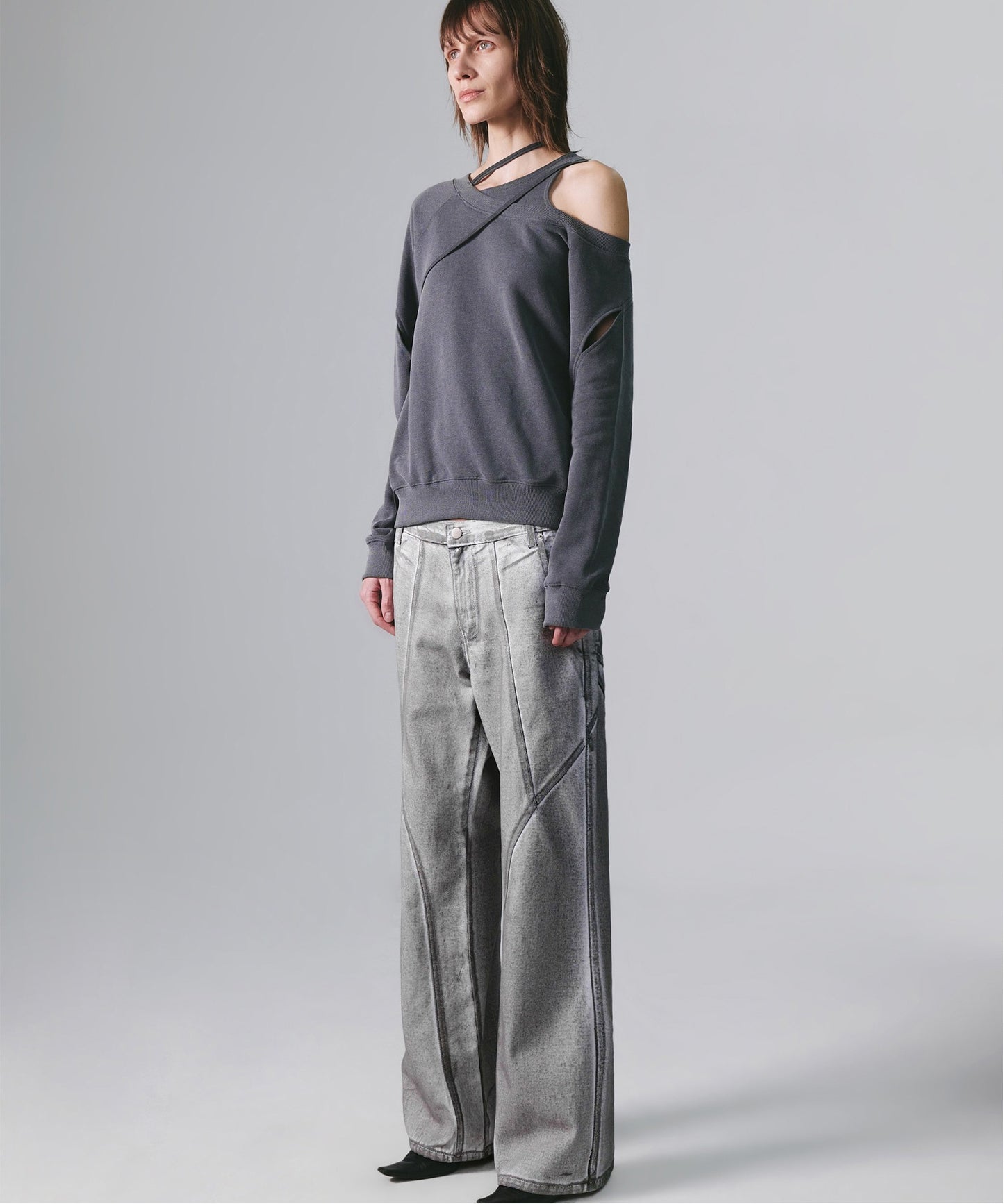 SLIT LAYERED SWEAT SHIRT