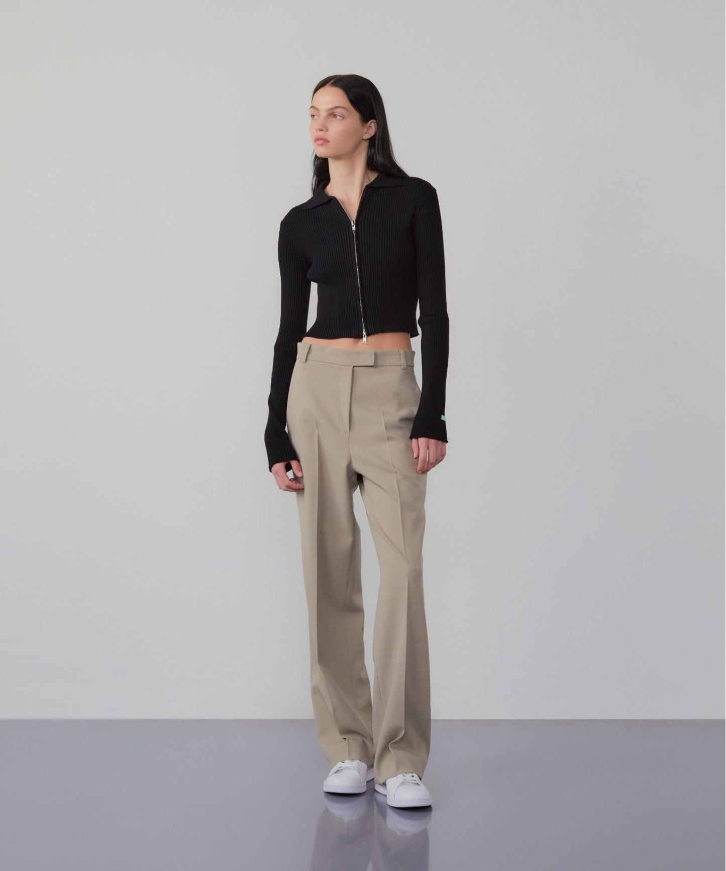 Slim zipped knit top