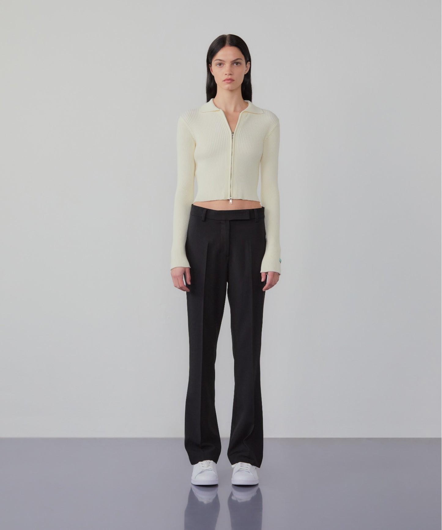 Slim zipped knit top