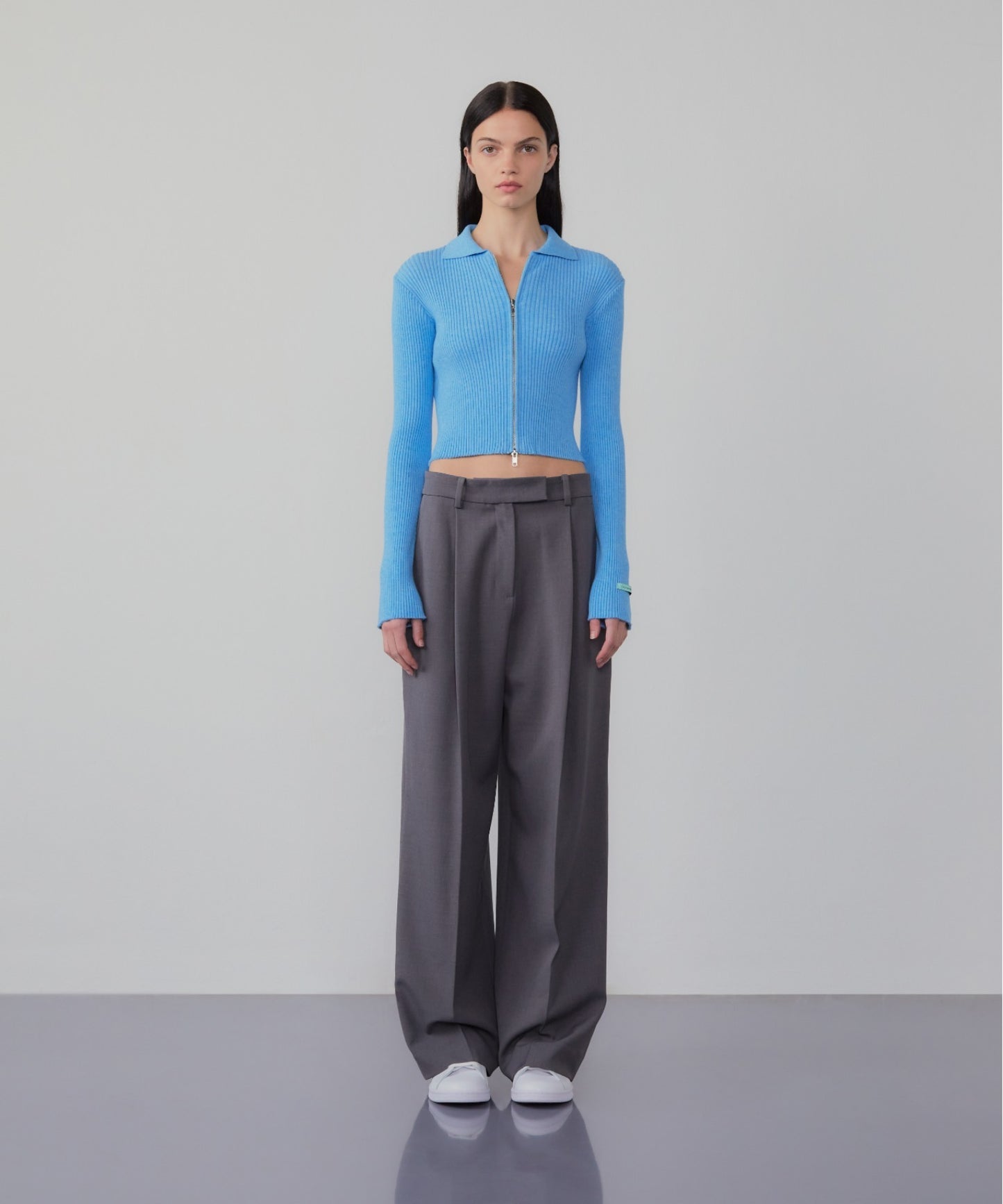 Slim zipped knit top