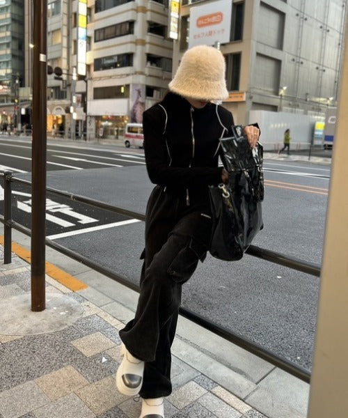 ライン起毛ジップアップトップス