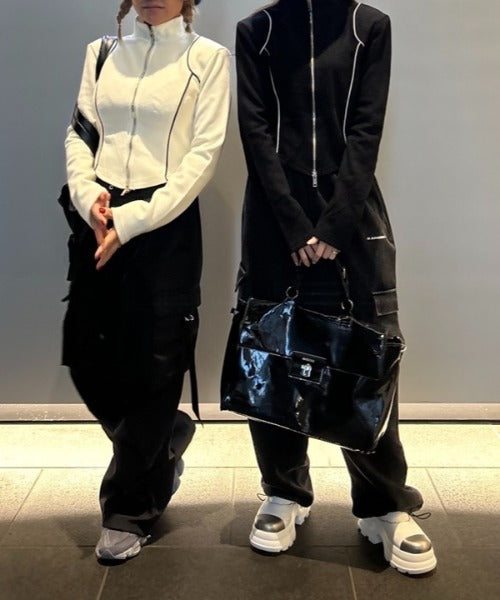 ライン起毛ジップアップトップス