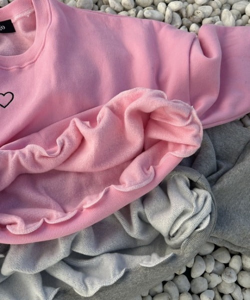 ipugo/イプゴ 裏起毛ハート刺繍クロップド丈スウェット