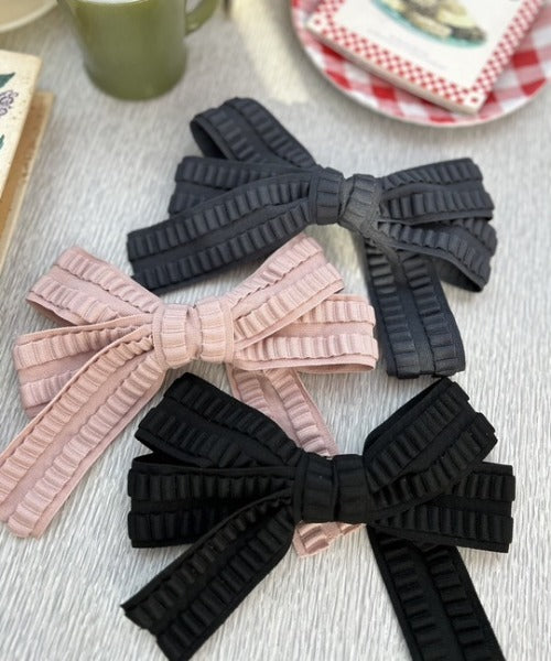 ipugo/イプゴ エンボス生地 リボン バレッタ