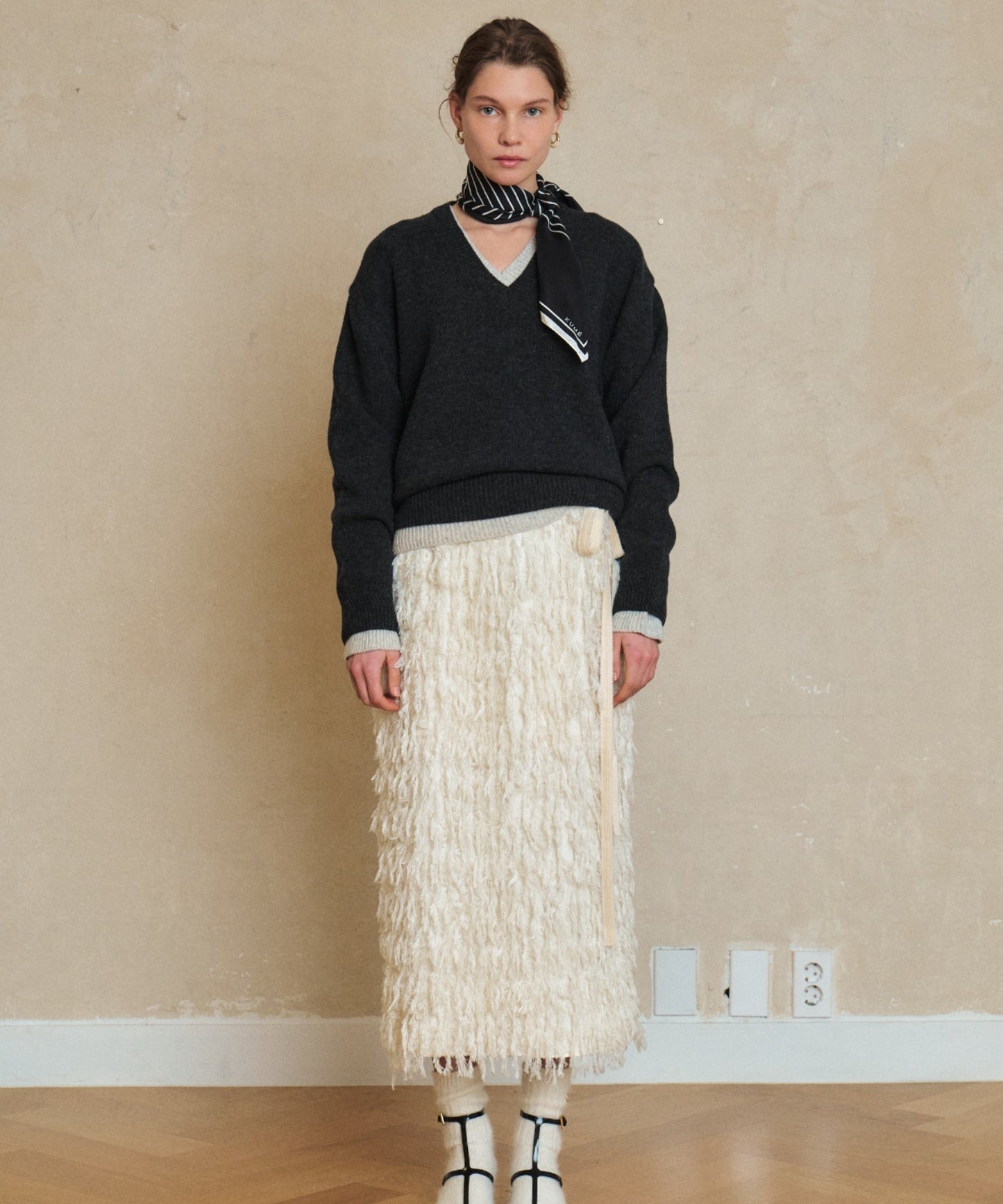 KUME/クメ V-neck Superfine Merino Wool Sweater ウールセーター