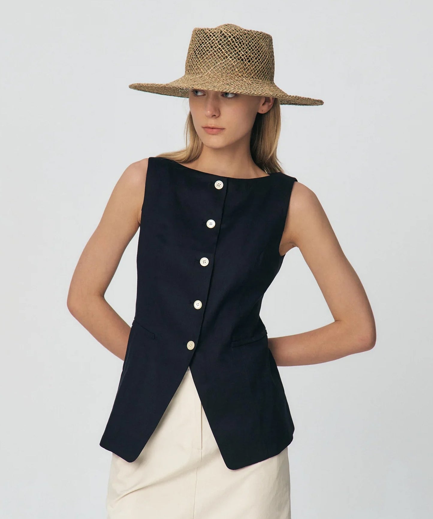 KUME/クメ Linen Boat-neck Vest ベスト