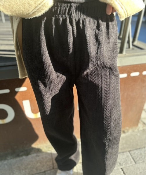 ケーブル柄裏起毛ワイルドパンツ