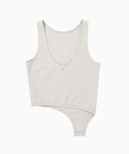 CURVED SLEEVELESS