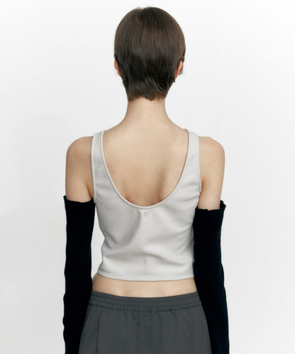 CURVED SLEEVELESS