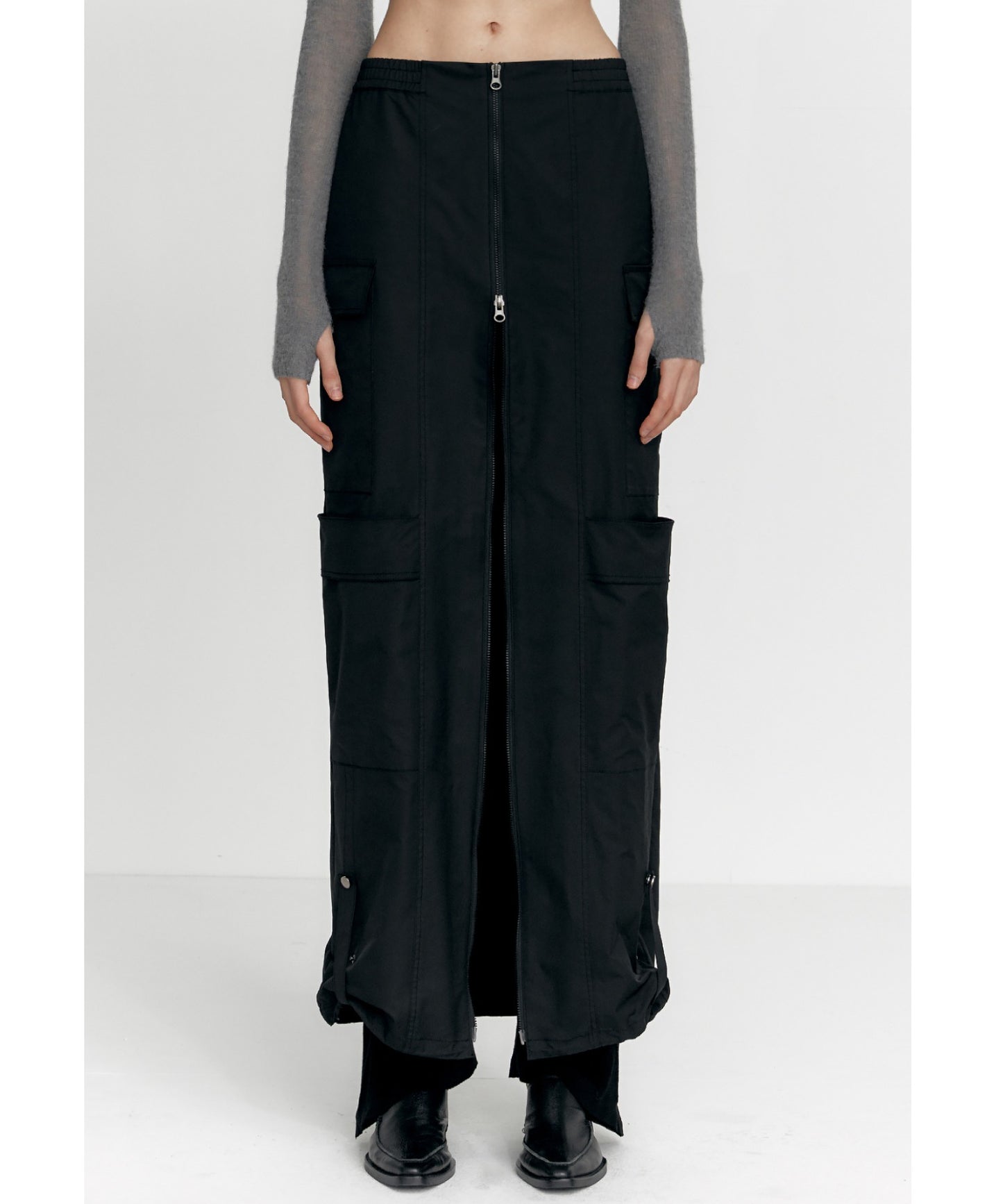 ZIP-UP POCKET LONG SKIRT