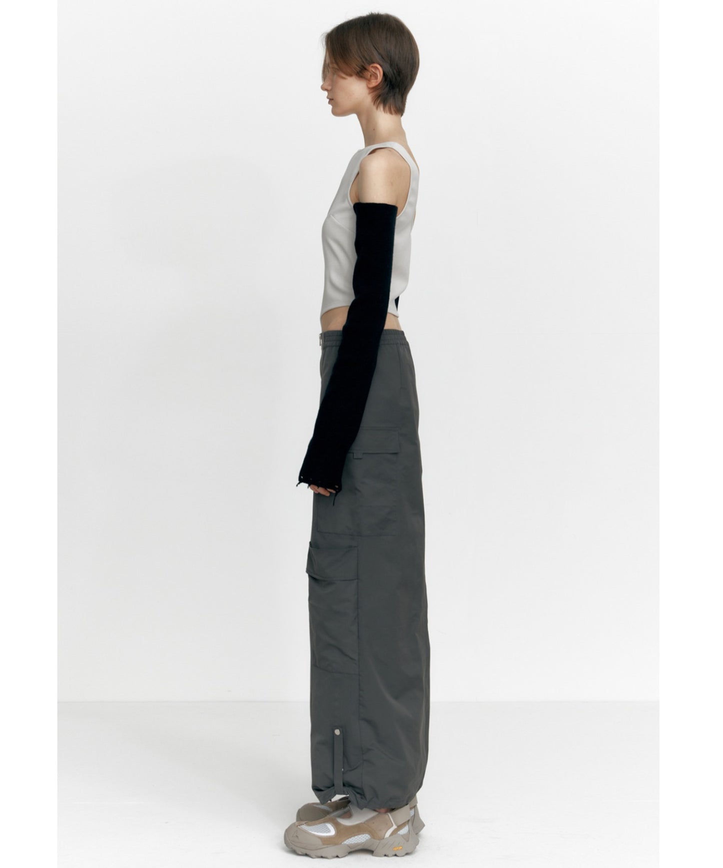 ZIP-UP POCKET LONG SKIRT