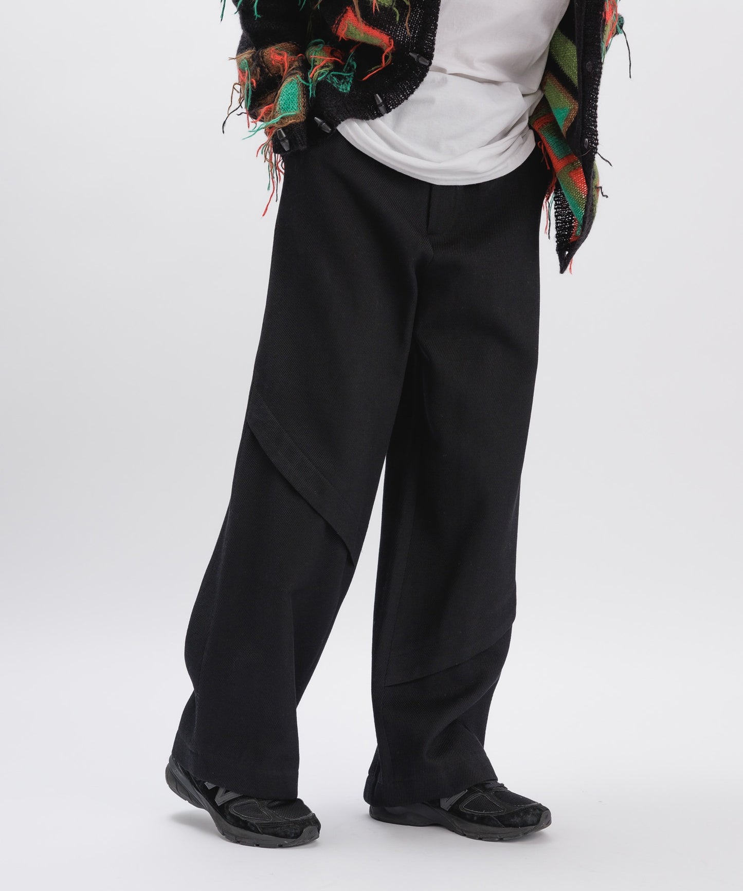 CAMTTON TWILL WOOL TROUSERS