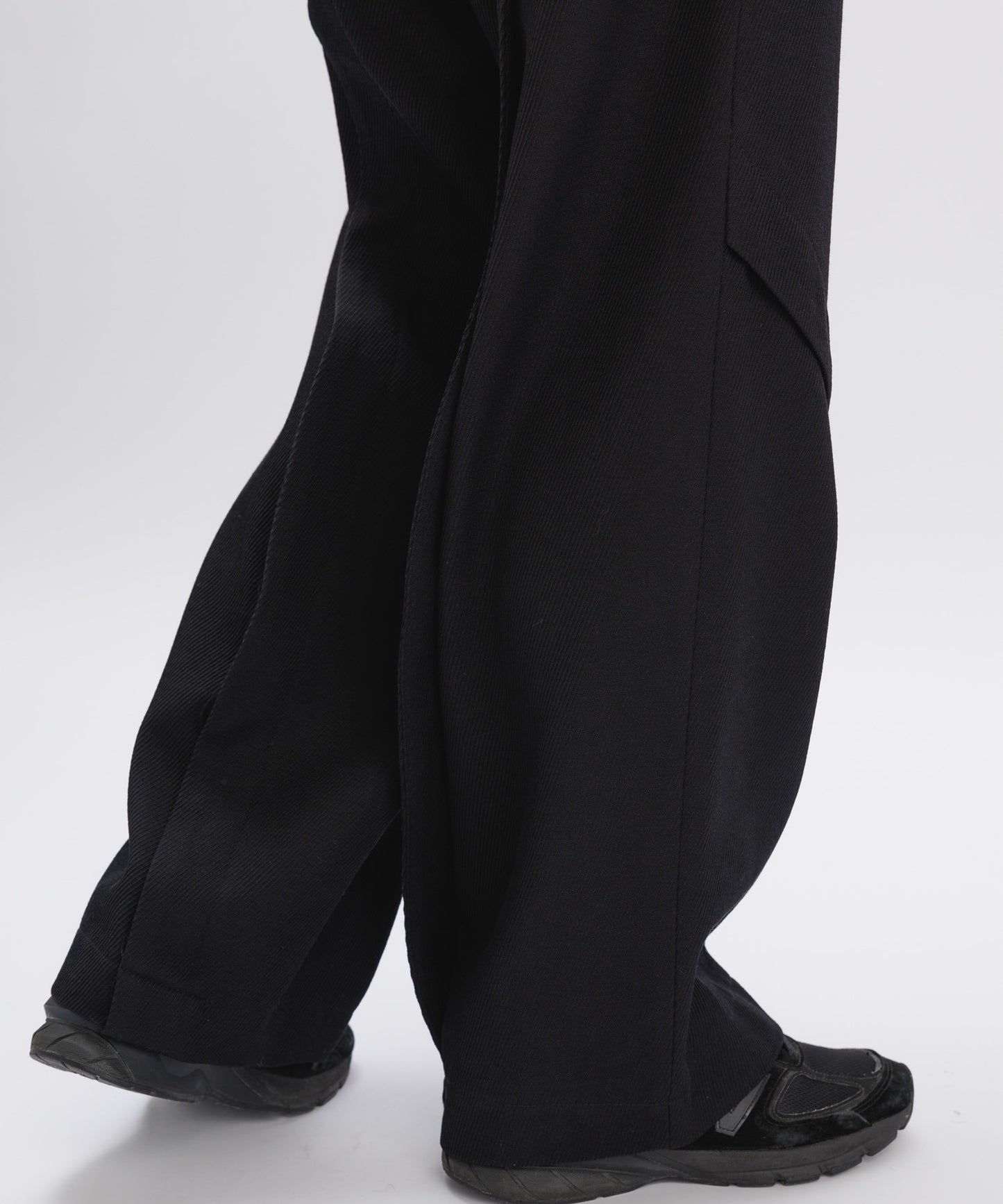 CAMTTON TWILL WOOL TROUSERS