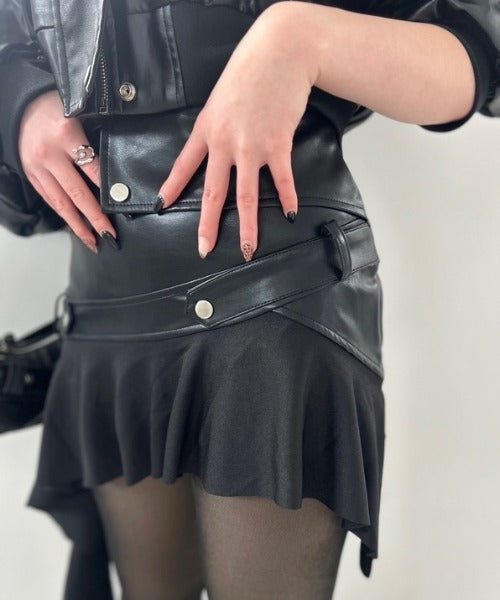 ミニ丈 レザーアシメスカート