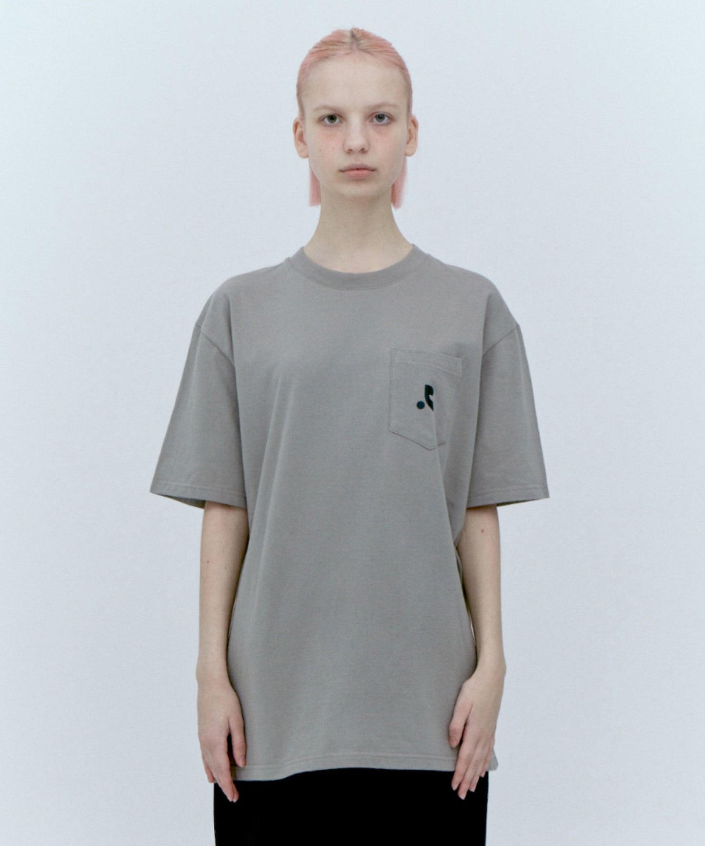 POCKET CREWNECK T-SHIRT