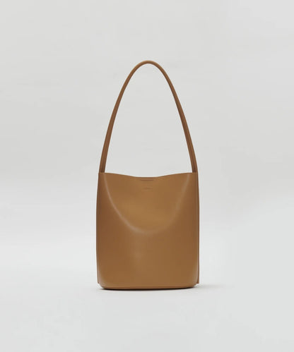 MEDIUM MUG SHOULDER BAG