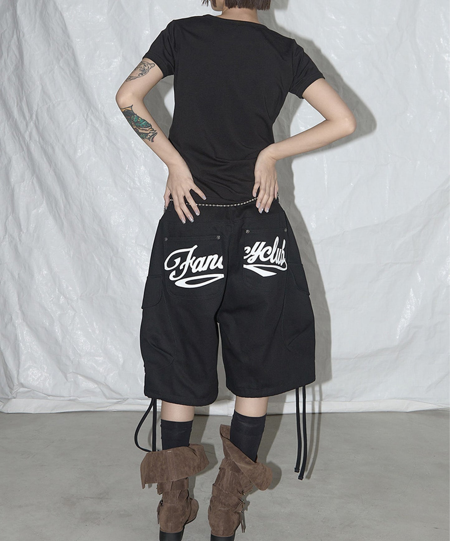 CARGO LETTERING BERMUDA PANTS
