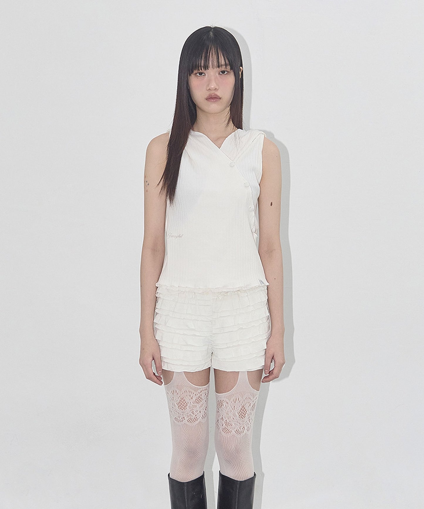 FANCY CLUB/ファンシークラブ BIRD COWL SLEEVELESS フードトップス