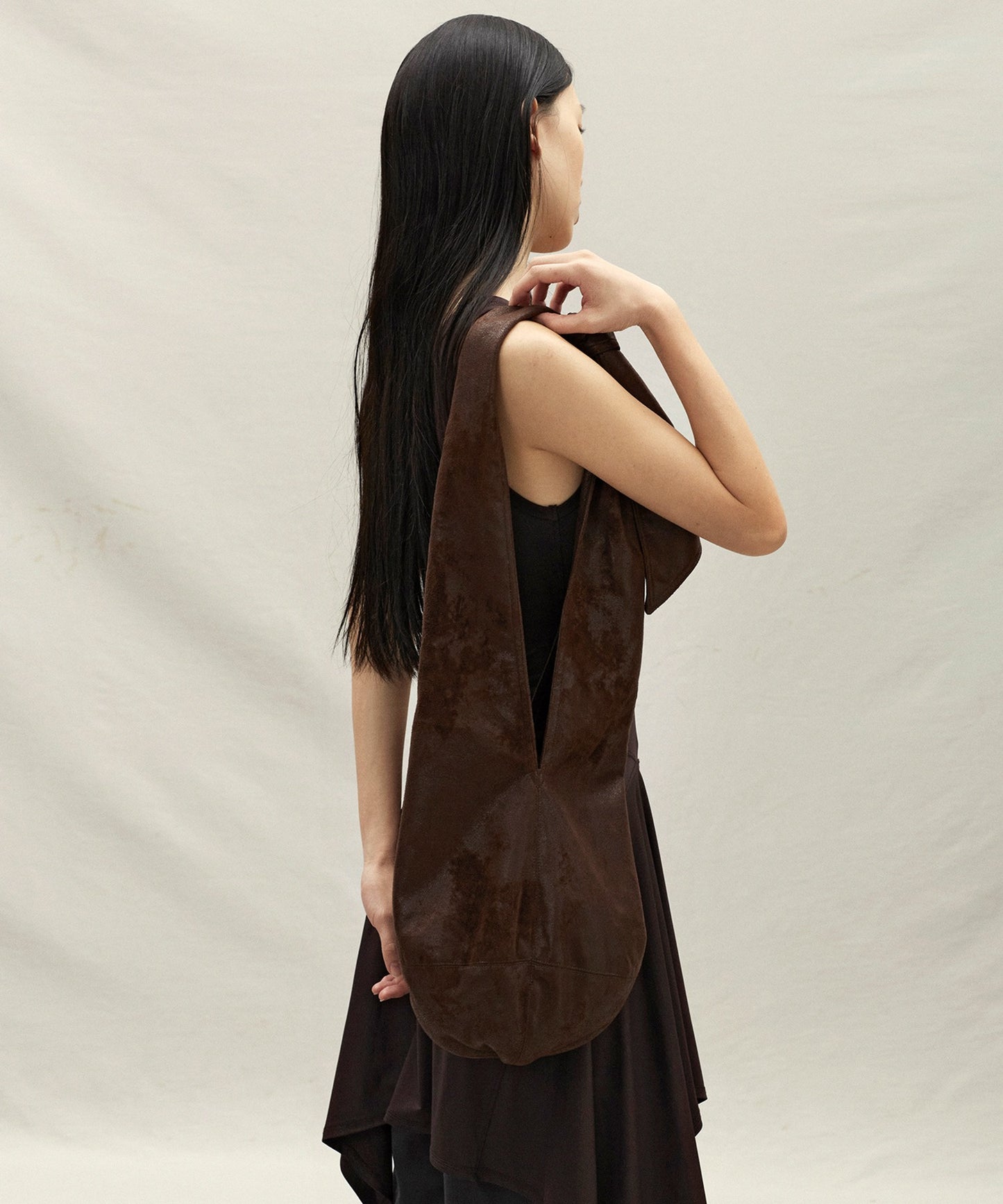 anggae/アンゲ TIED COCOON SAC ショルダーバッグ