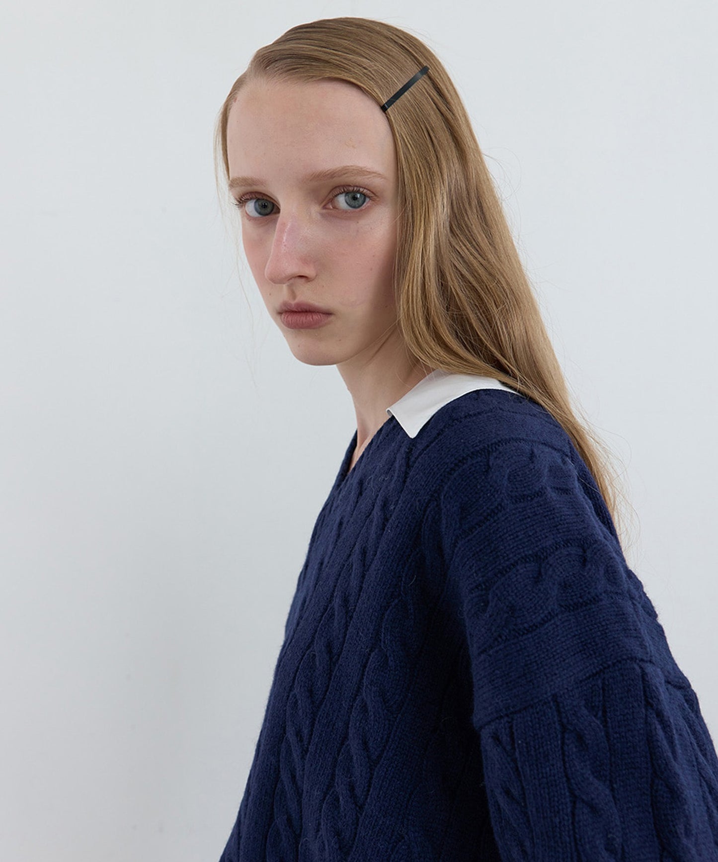 Kijun/キジュン Shirt Collar V-Neck Knit メリノウール ケーブル編み 襟付きニット